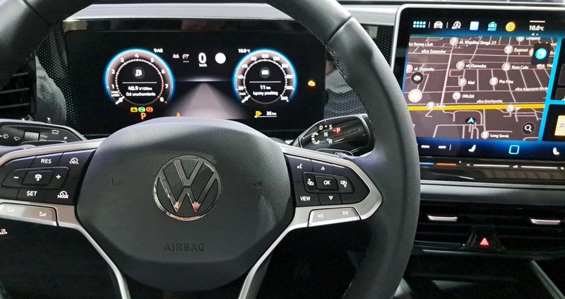 Volkswagen Passat cena 182400 przebieg: 10, rok produkcji 2024 z Dobra małe 781